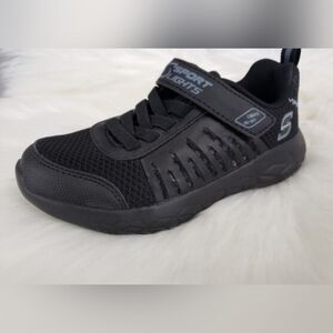 LIGHT UP‎ Skechers Little Boys Slip on Sneaker Size 13 Solid Black